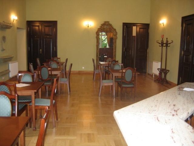 Linat Orchim Dom Goscinny 우치 외부 사진